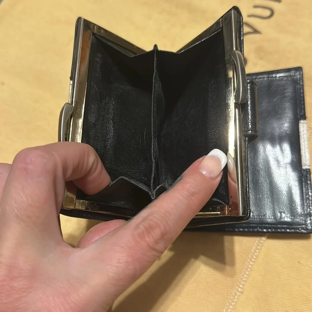navy blue vintage CHRISTIAN DIOR kisslock wallet
